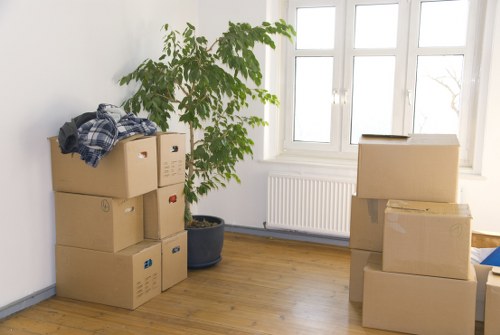 Moving help for flats and period homes in Strawberry Hill